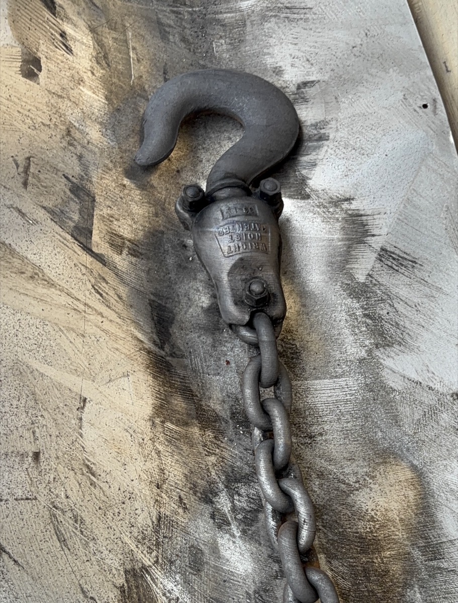 Wright hoist hook and chain fully cleaned