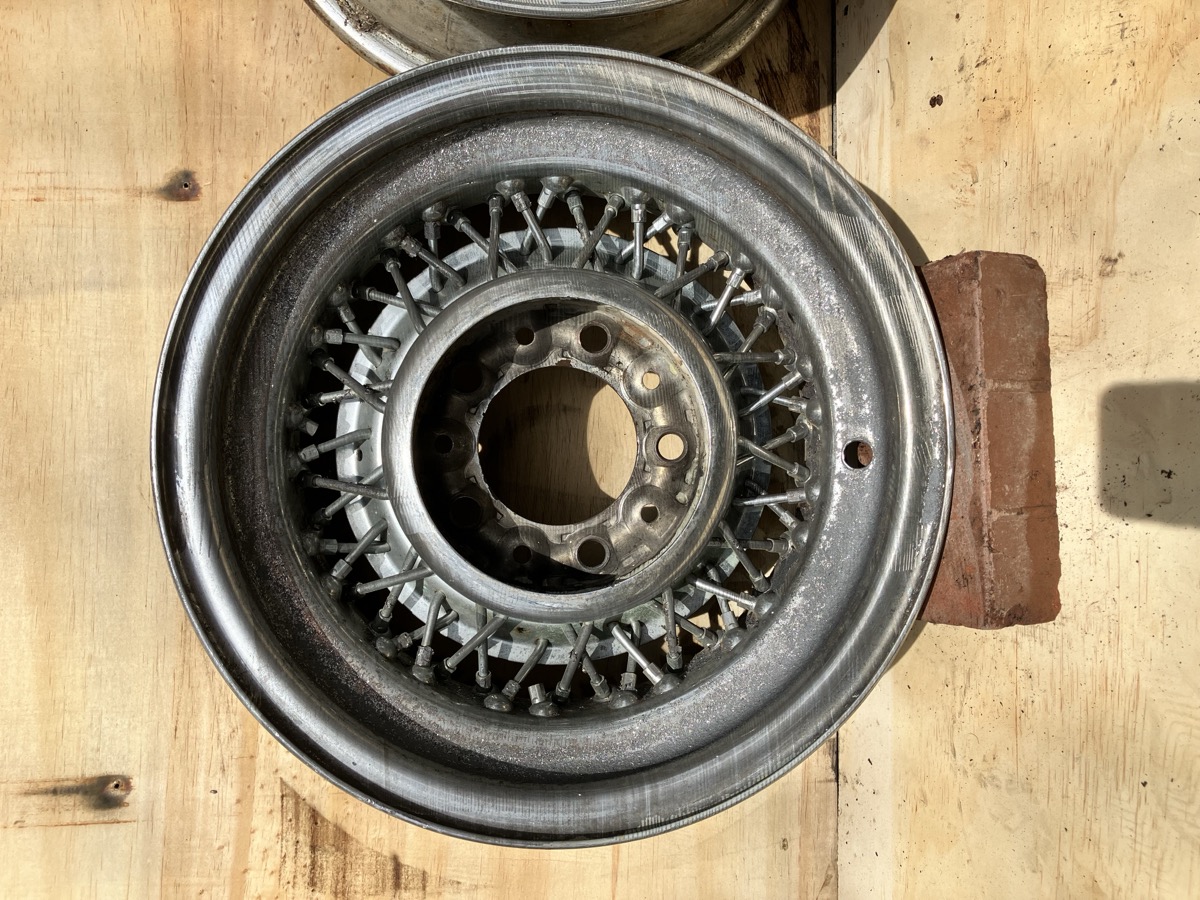 Chrysler Kelsey-Hayes wire wheel after laser rust removal